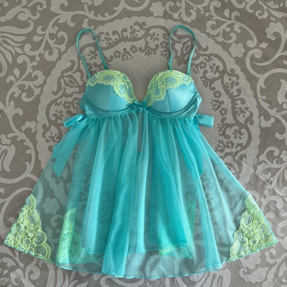 Victoria’ Secret Sheer Turquoise And Neon Yellow Baby Doll/ Chemise